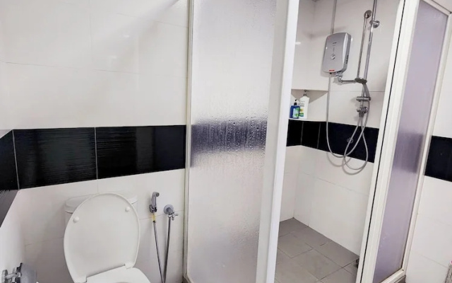 Mansion One Service Suite
