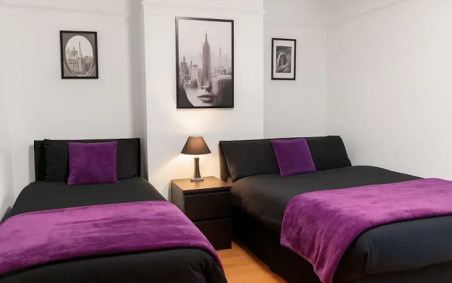 Prime 4BR Reading House & Free Parking