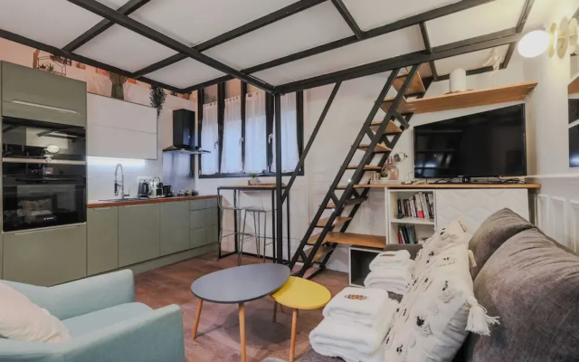 Comfortable Duplex in the Heart of Paris!