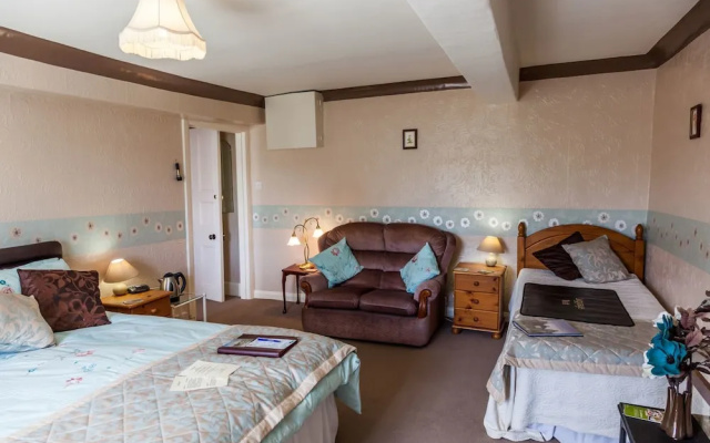 Newlands Hall Farmouse B&B