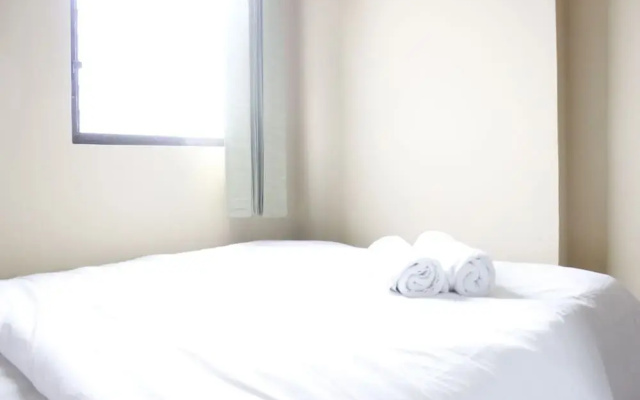 Minimalist 3BR Gateway Cicadas Ahmad Yani Apartment