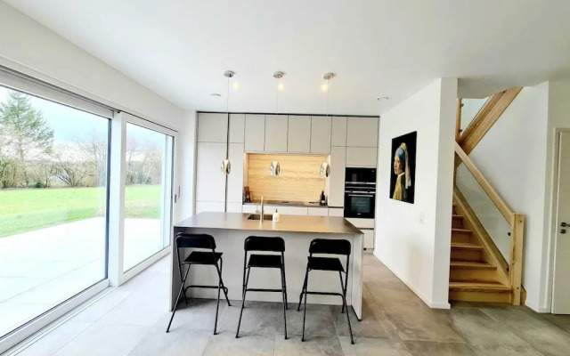 Luxurious 5 bedrooms house