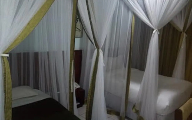 Garden Hotel