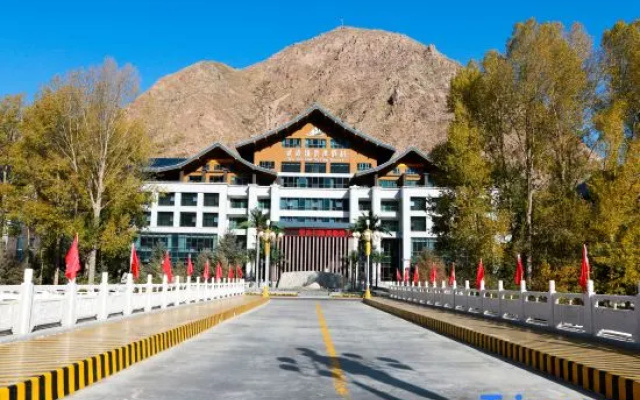 Wu Wei Hot Spring Resort