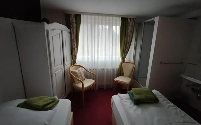 Room in Guest Room - Pension Forelle - Double Room 01