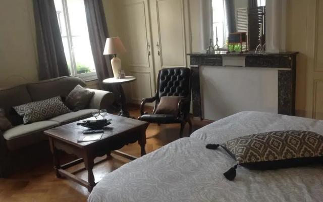 Skindles Guesthouse