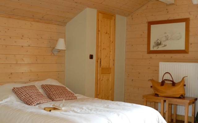 Luxury chalet with fireplace in the area of Alpe d'Huez