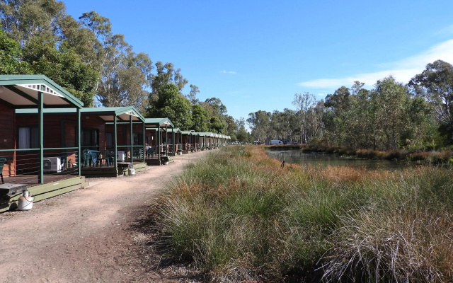 Victoria Lake Holiday Park