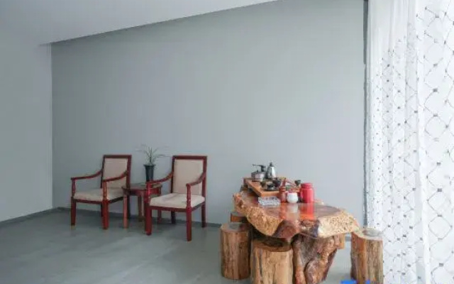 Homeinn Ruibai · Yun Hotel (Baoshan People's Hospital)