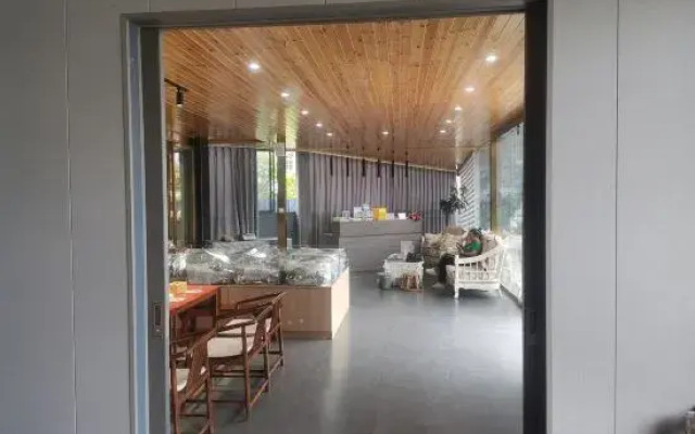 Cuigu Hotel (Chuangji Shangcheng)