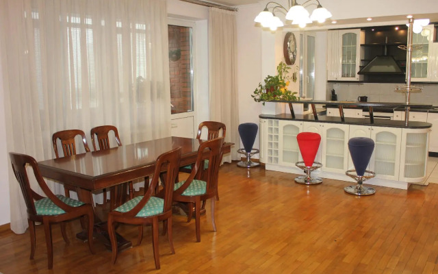 Apartment Kiev Lesi Ukrainki
