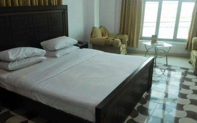 River Palace Hotel