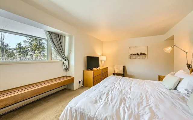 2509 Saints John 3 Bedroom Condo by RedAwning