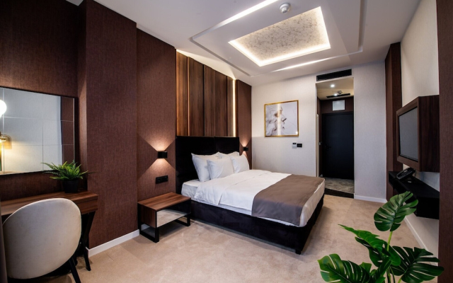 Premium Hotel