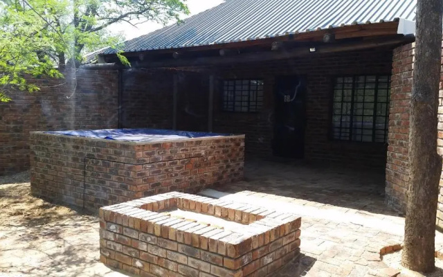 Kruger Wild Dog Inn