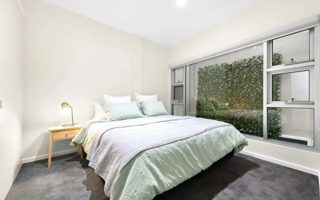 Hotham 2Bdr North Melbourne Apartment