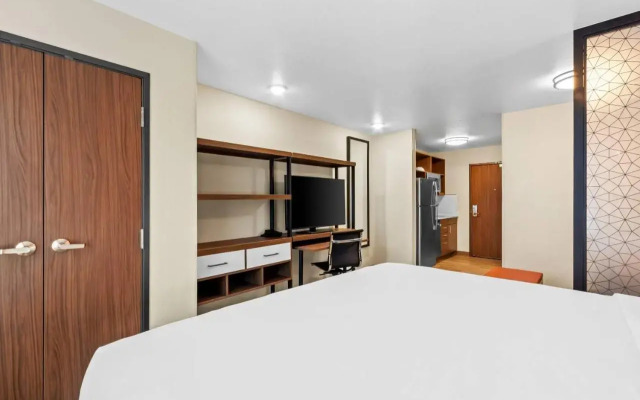 Everhome Suites Yuma East I-8 by Choice Hotels