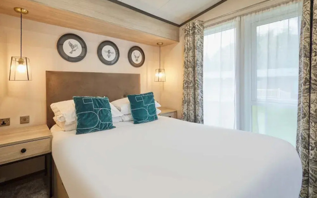 Host Stay Teejay s Lodge