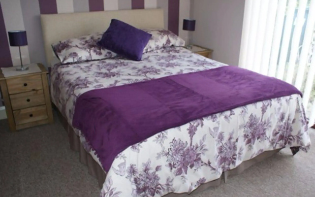 Orchard Side Bed and Breakfast
