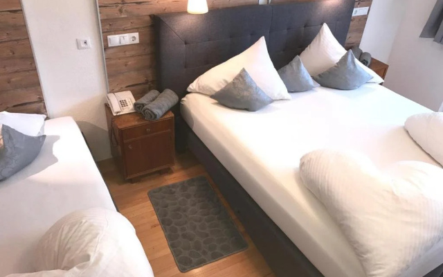 Hotel Alpenrose