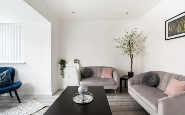 Fully Refurbished North Belfast Home 2