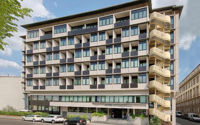 Отель NH Firenze Италия, Флоренция - 1 отзыв об отеле, цены и фото номеров - забронировать отель NH Firenze онлайн вид на фасад