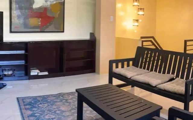 Cozy 3br Home Entry to Cwc, Pili Golf, Naga, Bicol