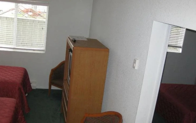 Lake Cowichan Lodge