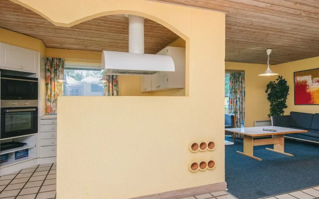 12 Person Holiday Home in Oksbol