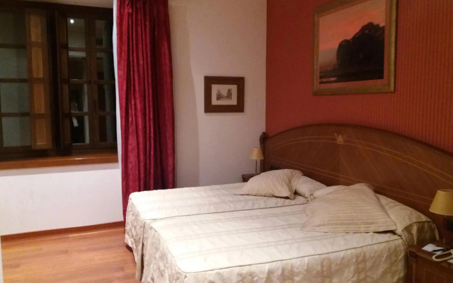 Palacio de La Magdalena Hotel