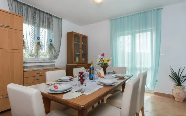 Apartment Ljubicica
