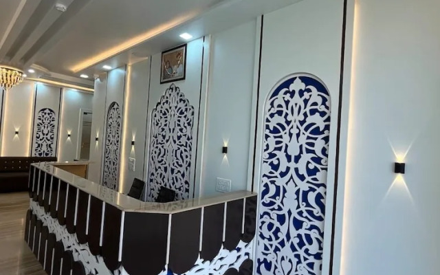 Hotel Shri Radha Orchid