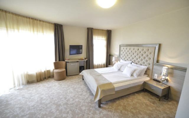 Hotel Meridian
