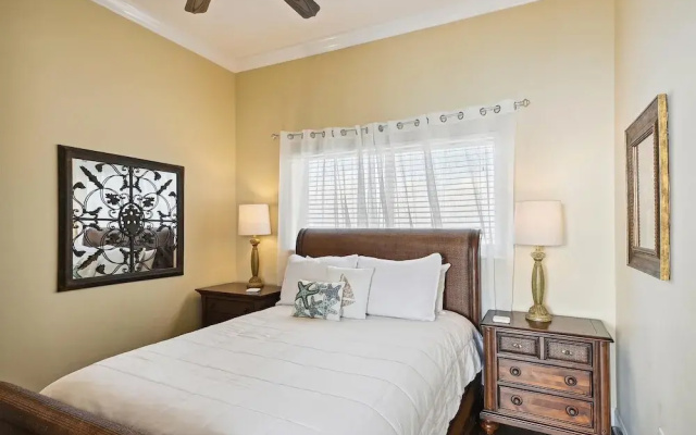 Oceania 902 - Gulf Front 3 BR - sleeps 6 3 Bedroom Condo by RedAwning