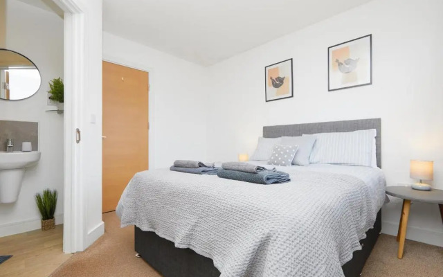 Royal Derby Hospital House (2.5 bath)