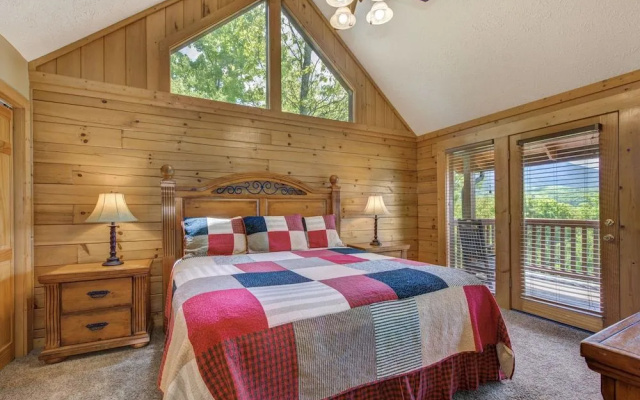 Eagles Point Lodge by Jackson Mountain Rentals