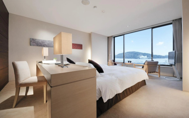 Toba Hotel International