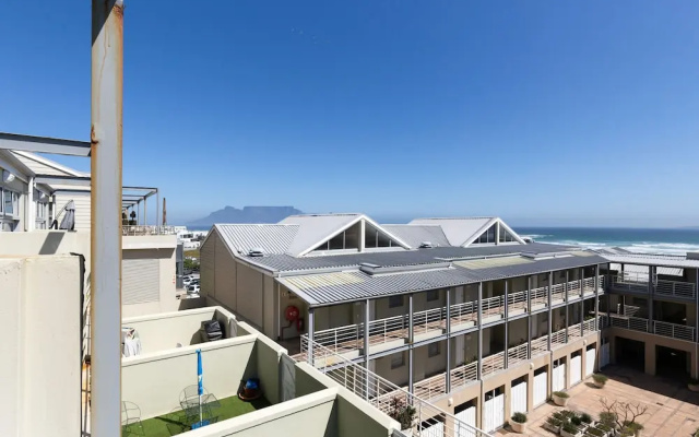 Seaside Village E21 by CTHA