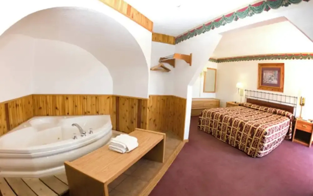North Country Inn & Suites