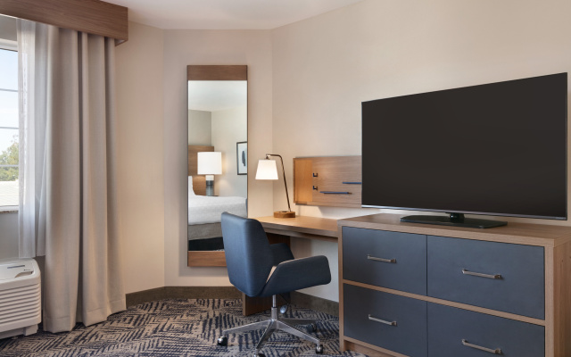Candlewood Suites Harrisburg I-81 - Hershey Area by IHG