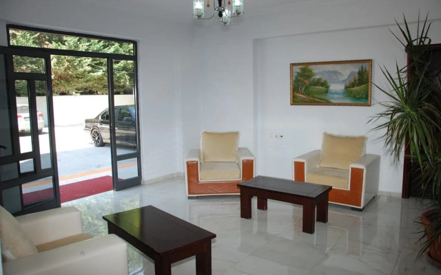 Hotel Freskia