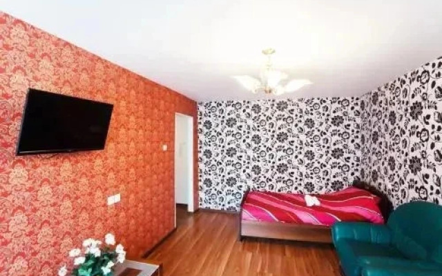 Apartments na Mira 80A