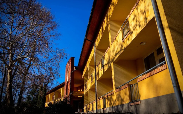 Park Hotel