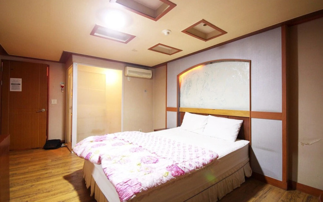 Naias Motel Gupo Busan