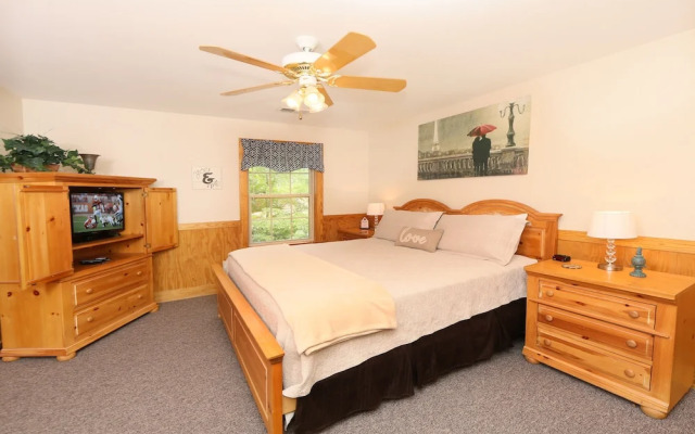 Holly Grove 1 - Three Bedroom Chalet