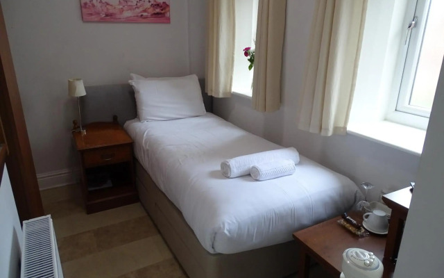Rampant Lion Hotel