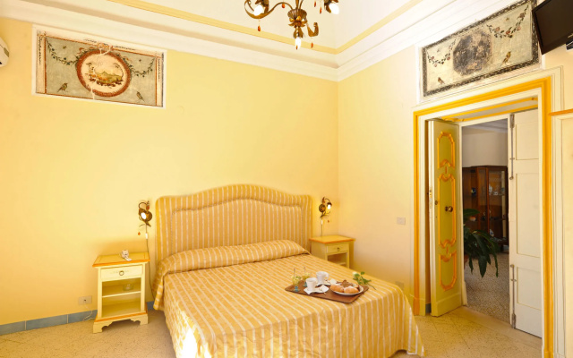 Hotel Torre Saracena