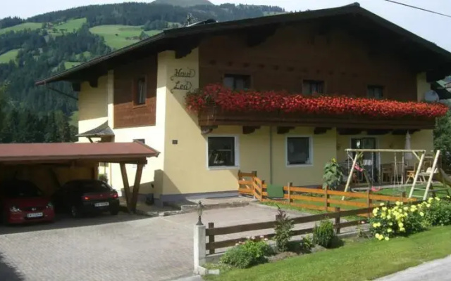 Haus Leo