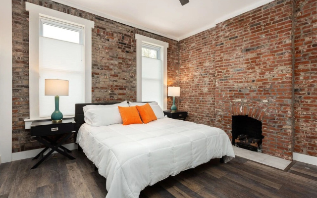Apartments at 4340 Laclede Ave