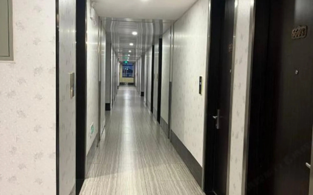 Qingya Hotel (Jiaxing Wangdian)